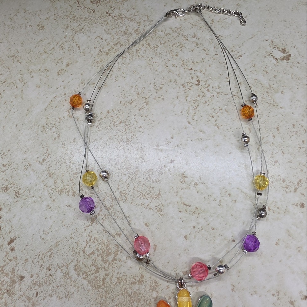Floating Spring Mulicolor Beaded Three Strands With Flower Pendant Necklace - Picture 3 of 5
